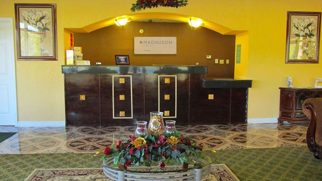 Magnuson Hotel Idabel Interieur foto